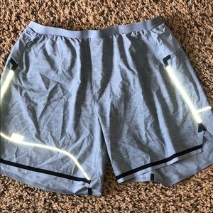 mens lululemon shorts size large